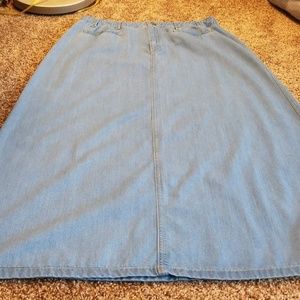 💥light blue jean skirt💥